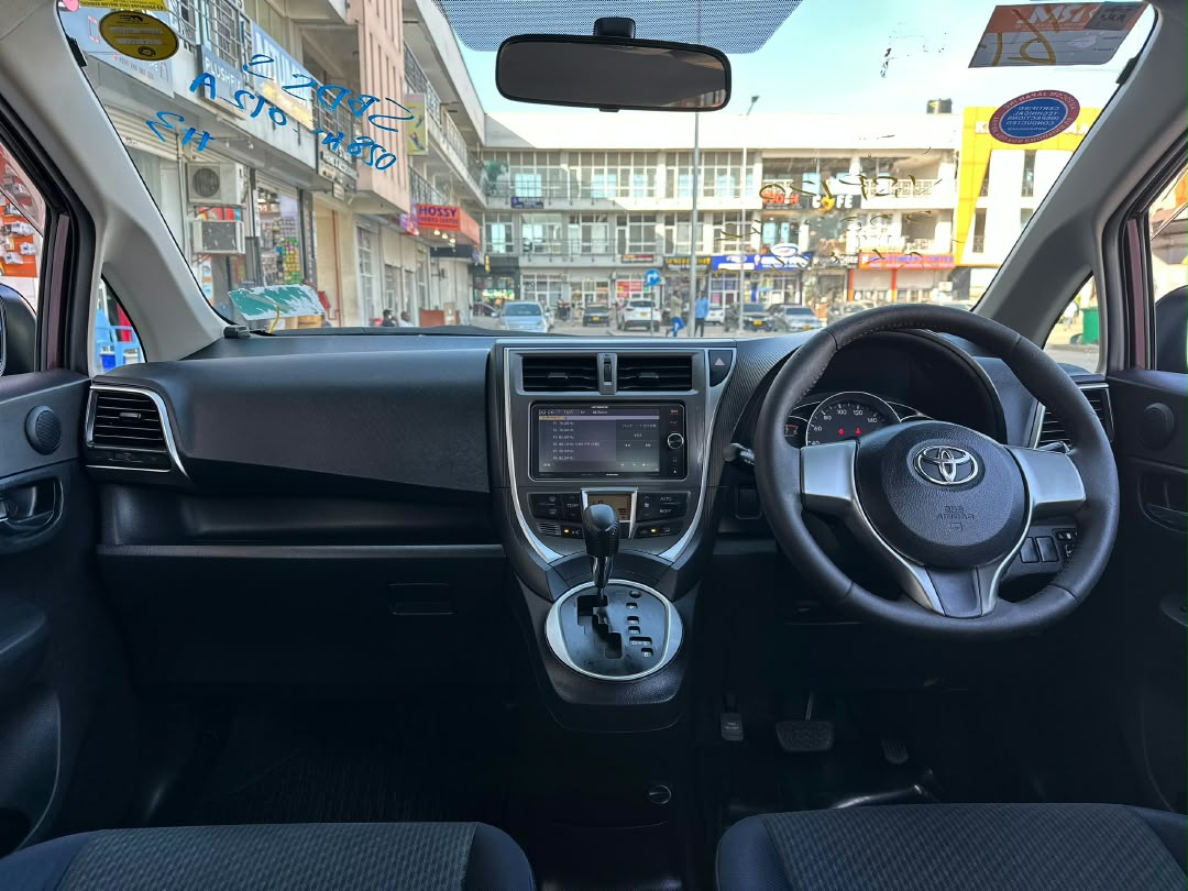 TOYOTA RACTICS thumbnail 6